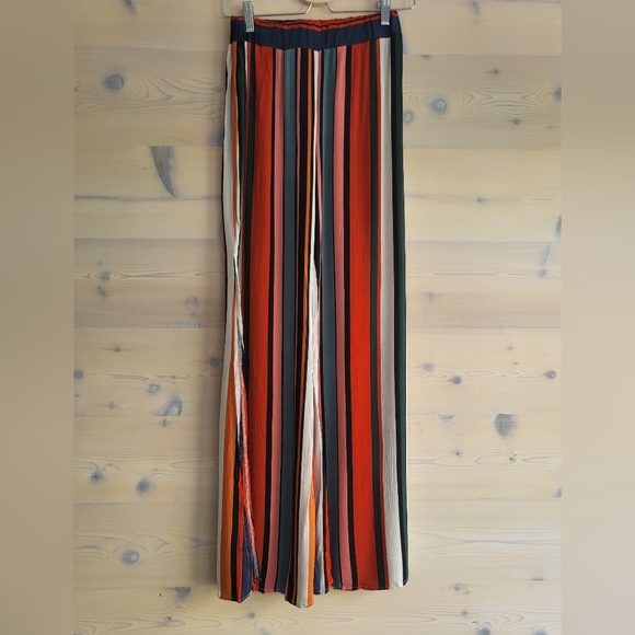 NWT Olivaceous Striped Rayon Wide Leg Pants with Side Slits, Multi Color size S - Picture 2 of 6